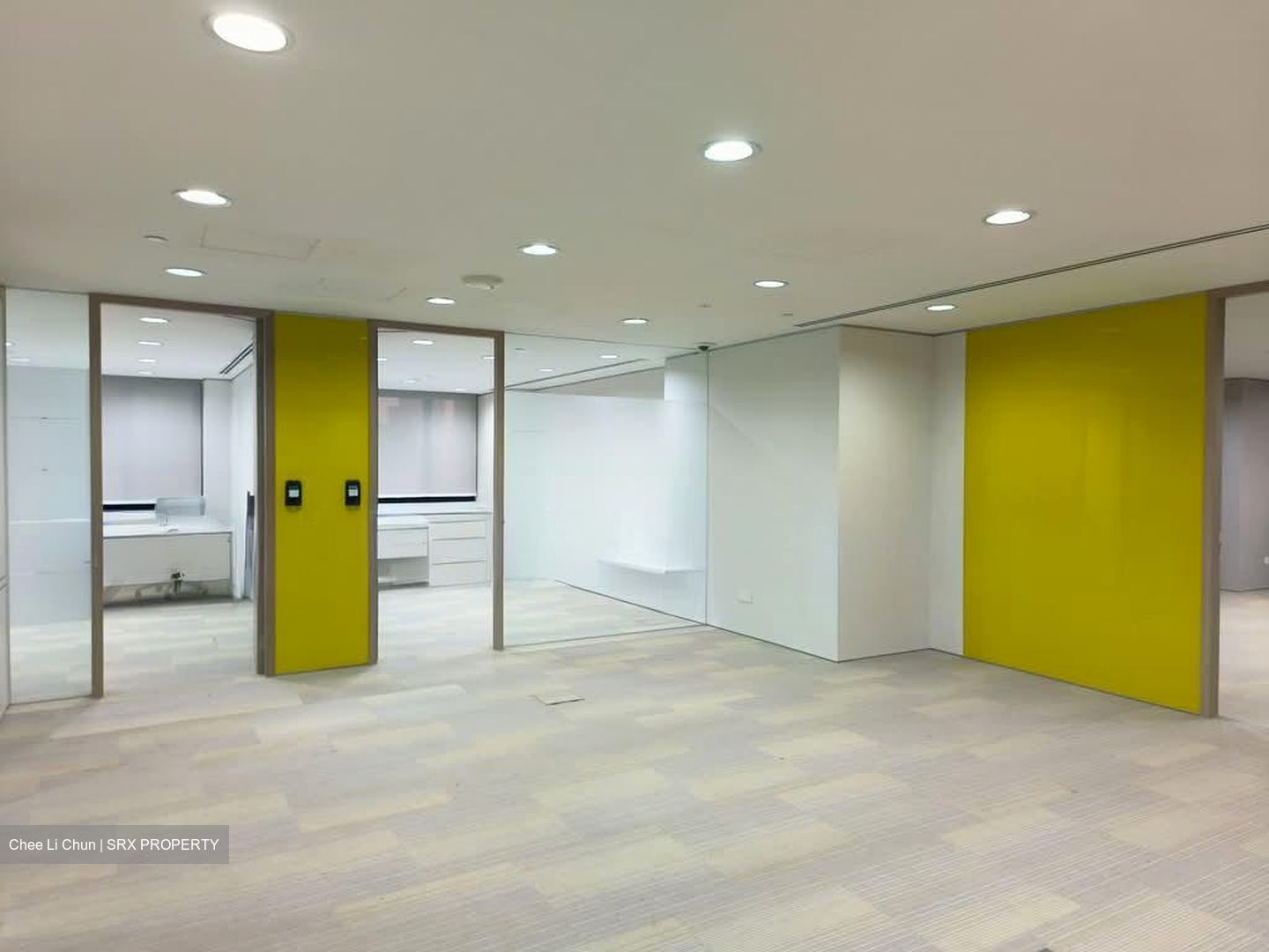 International Plaza (D2), Office #528455571